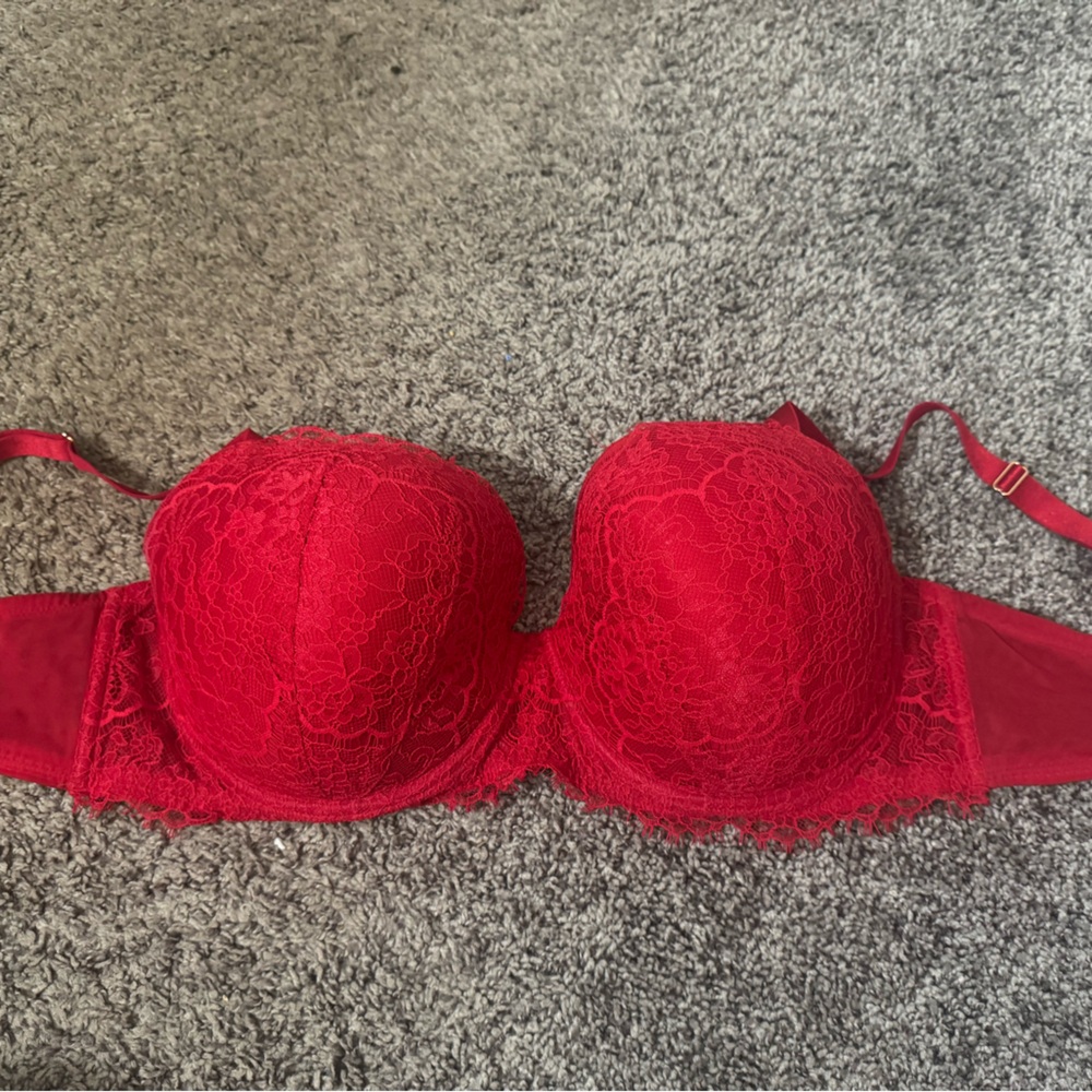 Victoria’s Secret Red lace bra